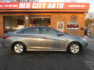2014 Hyundai Sonata 5NPEB4AC2EH825404 2014 Hyundai Sonata