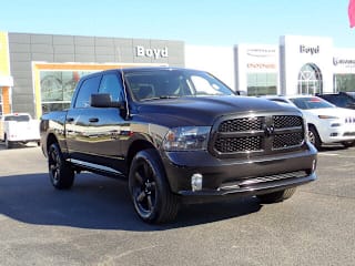 2018 Ram Pickup 1500 1C6RR7KG5JS224622 2018 Ram Pickup 1500