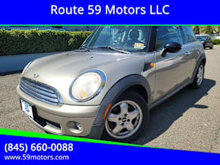 2008 MINI Cooper Base WMWMF33518TT60202 2008 MINI Cooper Base