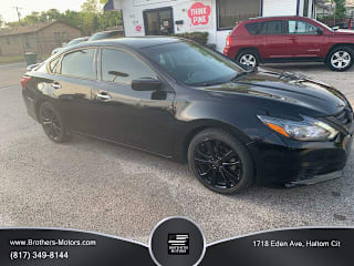 2017 Nissan Altima 1N4AL3AP5HC209453 2017 Nissan Altima