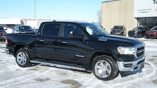 2019 Ram Pickup 1500 1C6SRFFT2KN660086 2019 Ram Pickup 1500