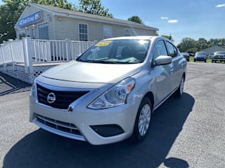 2019 Nissan Versa SV 3N1CN7AP0KL875011 2019 Nissan Versa SV