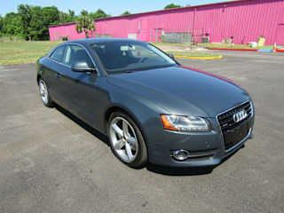 2009 Audi A5 quattro WAUDK78T29A052026 2009 Audi A5 quattro