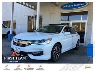 2017 Honda Accord 1HGCR2F85HA207986 2017 Honda Accord