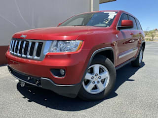 2011 Jeep Grand Cherokee Laredo 1J4RR4GG2BC574070 2011 Jeep Grand Cherokee Laredo