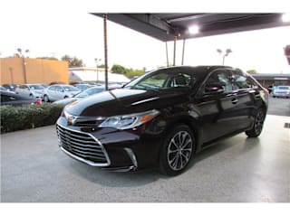 2017 Toyota Avalon XLE 4T1BK1EB2HU244946 2017 Toyota Avalon XLE