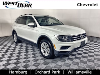 2018 Volkswagen Tiguan 2.0T SE 4Motion 3VV2B7AX9JM143312 2018 Volkswagen Tiguan 2.0T SE 4Motion