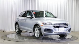 2018 Audi Q5 2.0T quattro Premium WA1ANAFY1J2051659 2018 Audi Q5 2.0T quattro Premium