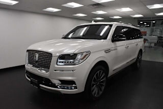 2019 Lincoln Navigator L Select 5LMJJ3JT5KEL12423 2019 Lincoln Navigator L Select