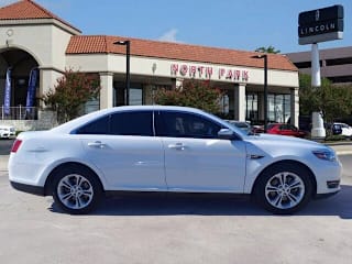 2018 Ford Taurus SEL 1FAHP2E83JG111925 2018 Ford Taurus SEL