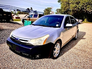 2009 Ford Focus SES 1FAHP36N49W270674 2009 Ford Focus SES