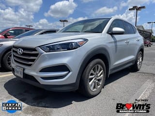 2017 Hyundai Tucson SE KM8J23A46HU281786 2017 Hyundai Tucson SE