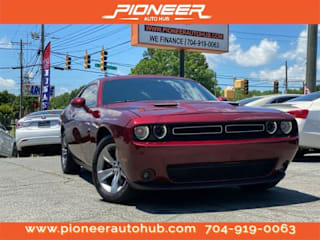 2019 Dodge Challenger SXT 2C3CDZAG3KH744373 2019 Dodge Challenger SXT