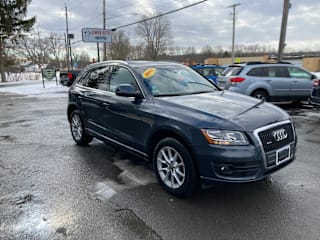 2011 Audi Q5 2.0T quattro Premium WA1CFAFP1BA008847 2011 Audi Q5 2.0T quattro Premium