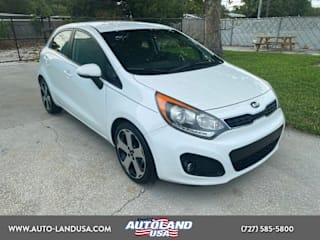 2013 Kia Rio 5-Door SX KNADN5A30D6172442 2013 Kia Rio 5-Door SX