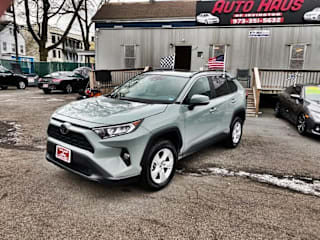 2019 Toyota RAV4 2T3P1RFV7KC018076 2019 Toyota RAV4