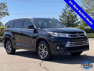 2018 Toyota Highlander XLE 5TDJZRFH1JS523201 2018 Toyota Highlander XLE