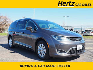 2019 Chrysler Pacifica Touring L 2C4RC1BG5KR655102 2019 Chrysler Pacifica Touring L