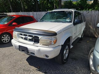 2000 Ford Explorer Limited 1FMDU75E6YZB40009 2000 Ford Explorer Limited