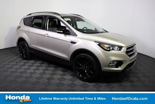 2017 Ford Escape Titanium 1FMCU0J95HUD56636 2017 Ford Escape Titanium