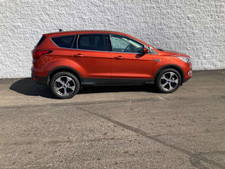 2019 Ford Escape 1FMCU0HD4KUA00003 2019 Ford Escape