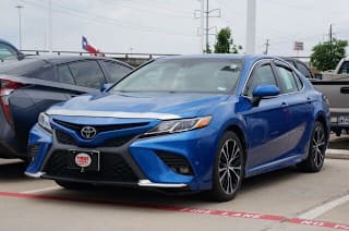 2018 Toyota Camry SE 4T1B11HK9JU067798 2018 Toyota Camry SE