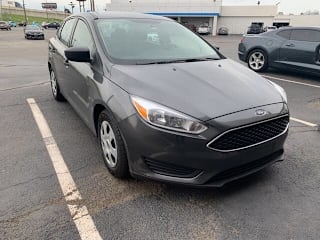 2017 Ford Focus 1FADP3E22HL219132 2017 Ford Focus