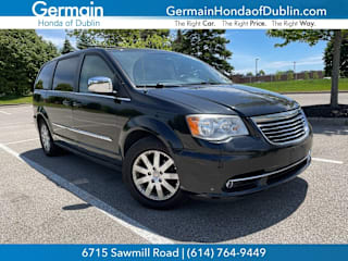 2011 Chrysler Town and Country Touring-L 2A4RR8DG2BR615087 2011 Chrysler Town and Country Touring-L