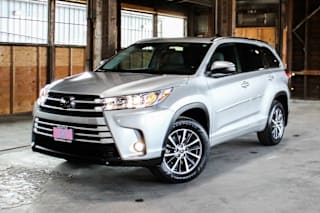 2018 Toyota Highlander XLE 5TDJZRFH8JS831112 2018 Toyota Highlander XLE