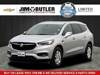 2018 Buick Enclave Essence 5GAERBKW5JJ267303 2018 Buick Enclave Essence