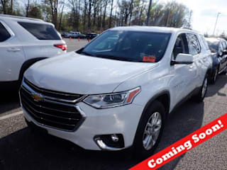 2018 Chevrolet Traverse LT Cloth 1GNEVGKW7JJ160509 2018 Chevrolet Traverse LT Cloth