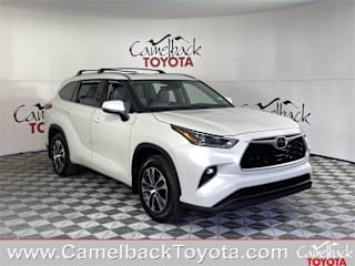 2021 Toyota Highlander XLE 5TDHZRBH1MS542906 2021 Toyota Highlander XLE