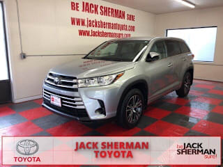 2018 Toyota Highlander LE 5TDBZRFH2JS834155 2018 Toyota Highlander LE
