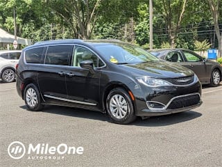 2018 Chrysler Pacifica Touring L 2C4RC1BG5JR110922 2018 Chrysler Pacifica Touring L