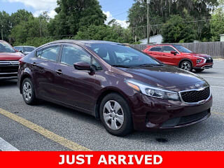 2017 Kia Forte LX 3KPFL4A78HE085452 2017 Kia Forte LX