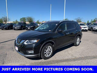 2017 Nissan Rogue SV KNMAT2MT7HP572598 2017 Nissan Rogue SV