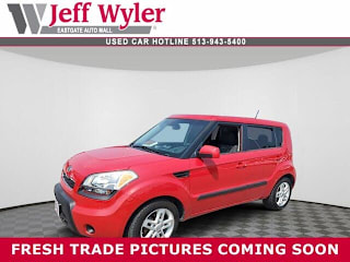 2011 Kia Soul + KNDJT2A27B7236193 2011 Kia Soul +