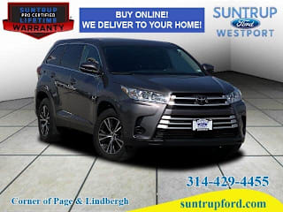 2019 Toyota Highlander LE 5TDZZRFH7KS319734 2019 Toyota Highlander LE