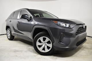 2019 Toyota RAV4 LE 2T3H1RFV7KW033907 2019 Toyota RAV4 LE