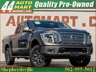 2017 Nissan Titan Platinum Reserve 1N6AA1E51HN528251 2017 Nissan Titan Platinum Reserve