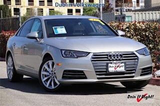 2017 Audi A4 2.0T Premium WAUGNAF47HN009516 2017 Audi A4 2.0T Premium