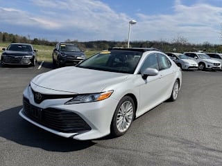 2018 Toyota Camry XLE 4T1B11HKXJU008310 2018 Toyota Camry XLE