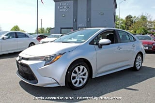 2020 Toyota Corolla LE 5YFEPRAE5LP051746 2020 Toyota Corolla LE