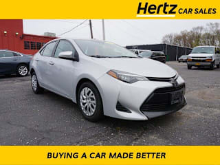 2019 Toyota Corolla LE 2T1BURHE1KC242001 2019 Toyota Corolla LE