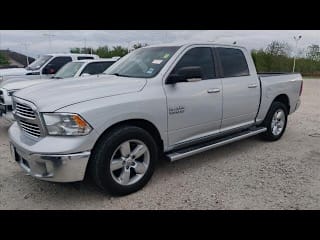 2016 Ram Pickup 1500 1C6RR6LG2GS404318 2016 Ram Pickup 1500
