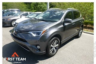 2018 Toyota RAV4 XLE JTMWFREVXJD115328 2018 Toyota RAV4 XLE
