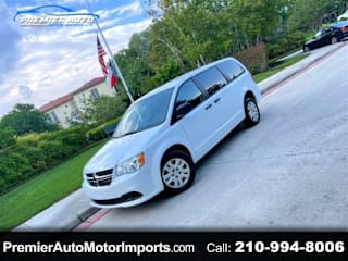 2019 Dodge Grand Caravan SE 2C4RDGBG1KR742107 2019 Dodge Grand Caravan SE