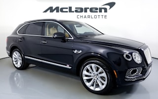 2017 Bentley Bentayga W12 W12 SJAAC2ZV8HC012561 2017 Bentley Bentayga W12 W12