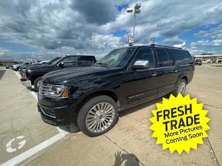 2017 Lincoln Navigator L Reserve 5LMJJ3LT2HEL12370 2017 Lincoln Navigator L Reserve