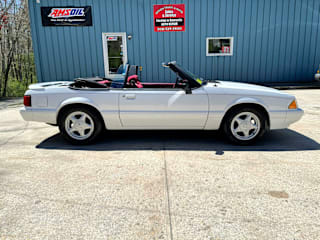 1993 Ford Mustang LX 1FACP44M8PF172609 1993 Ford Mustang LX